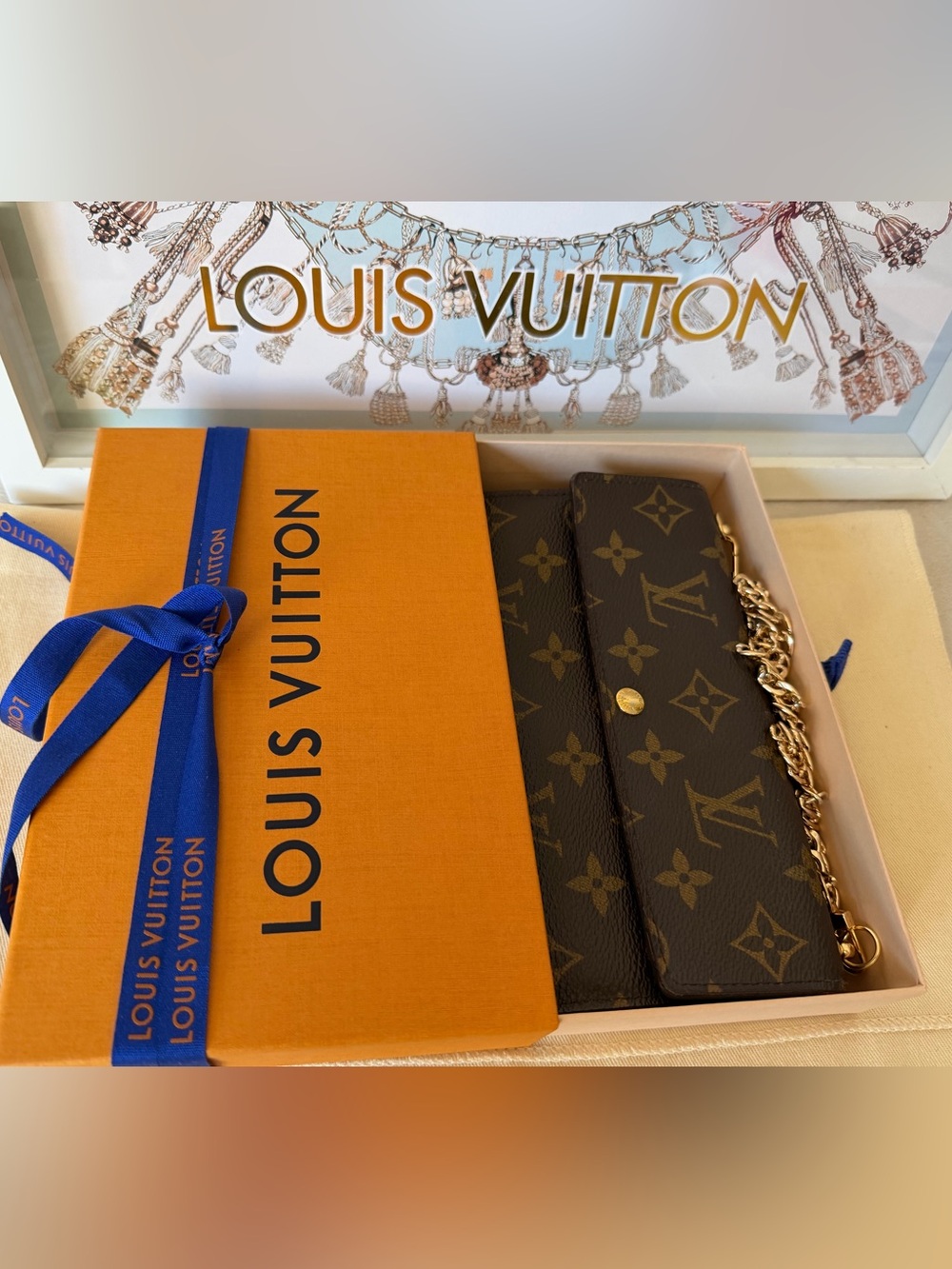 Louis Vuitton Authentic Monogram Sarah Long Wallet on Chain - Picture 16 of 16